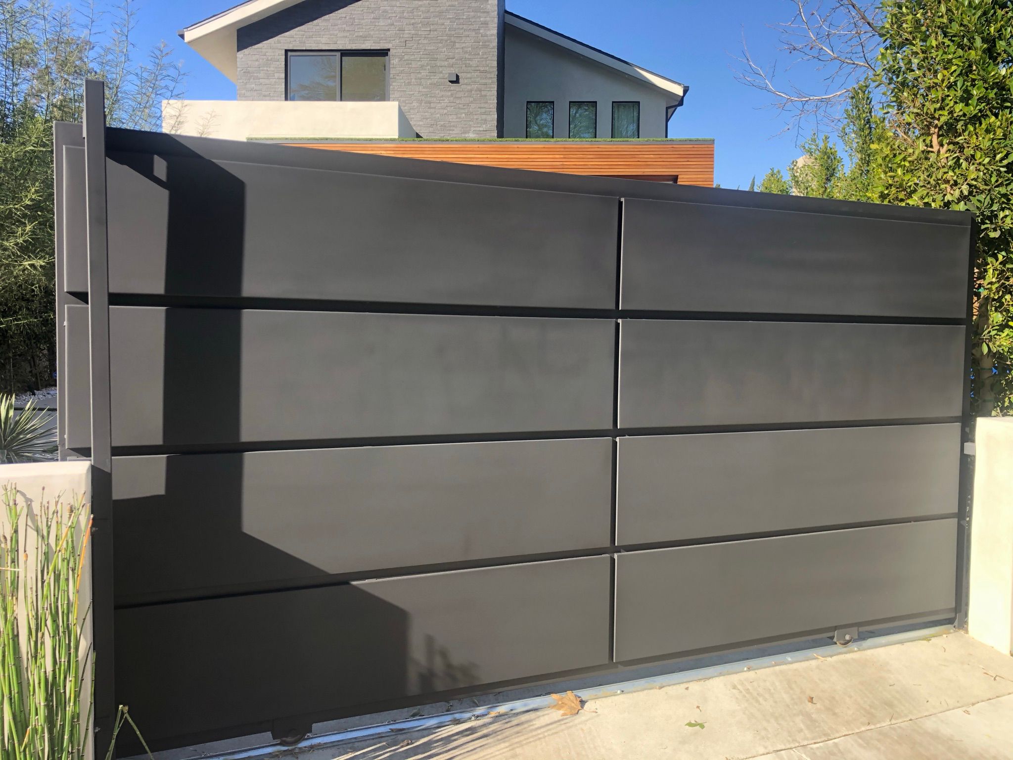 Sliding Gate Repair in Los Angeles