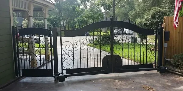 Driveway Gate Installation in Santa Monica, CA