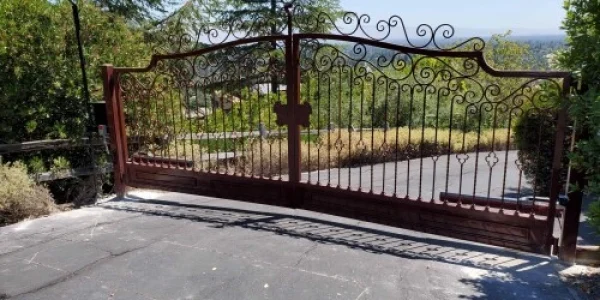 Gate Repair Services in Hollywood, CA